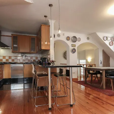 Grand Parliament Duplex By Homing Appartement