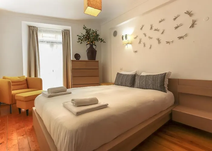 Grand Parliament Duplex By Homing