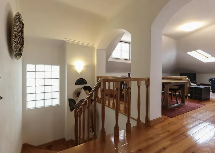 Grand Parliament Duplex By Homing