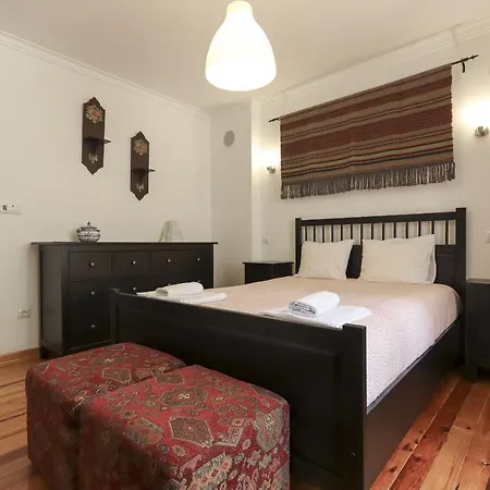 Grand Parliament Duplex By Homing Lägenhet Lisboa