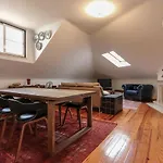 Grand Parliament Duplex By Homing